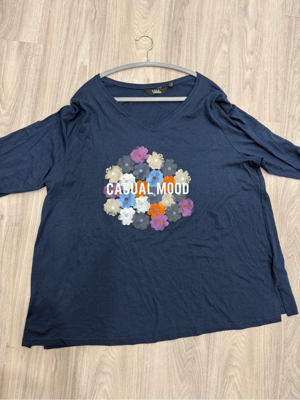 Ulla Popken Blue V-Neck Graphic Tee T Shirt Women Plus 20/22 3/4 Sleeve flower